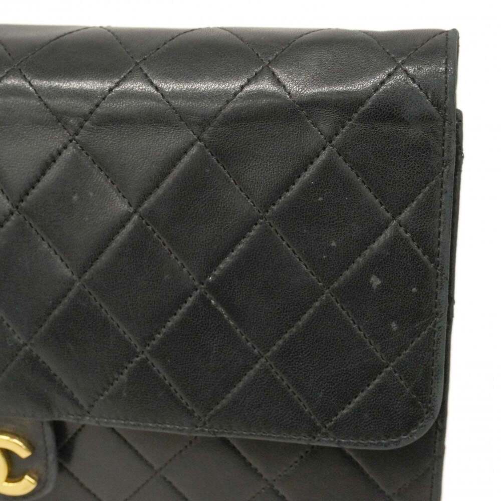 CHANEL Black Lambskin Leather Shoulder Bag - Picture 11 of 16